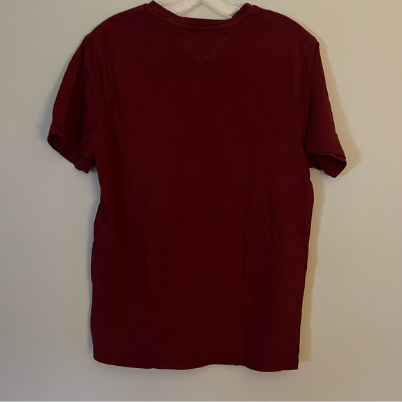 Tommy Hilfiger Maroon Dress T-Shirt - Men’s Medium - Picture 3 of 3